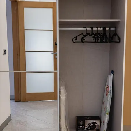 Fiera & Luna Appartament 아파트